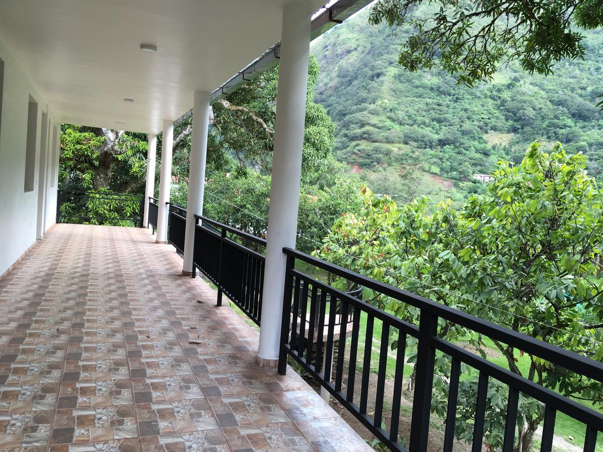 El Mangal Hostel Maranura Kültér fotó